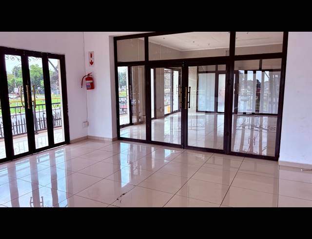 1,600M² BUSINESS CENTRE FOR SALE IN WESTDENE